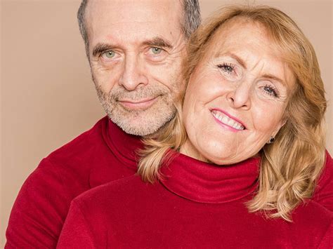 uomini vecchi che scopano|Sesso a 70 anni: Esplorare la passione e il piacere in età avanzata.